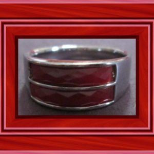 Vintage Silver Tone Band Ring With Red Rhinestones